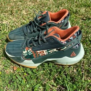 Nike Freak 2 GIANNIS Ashiko